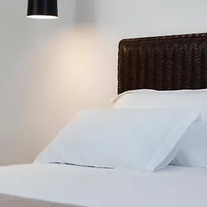 Luxury Bella - Centre W Free Parking Apartment